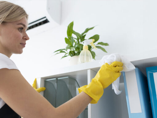 Strategie di pulizia per piccoli spazi: ottimizzare e mantenere l’ordine in ambienti ristretti